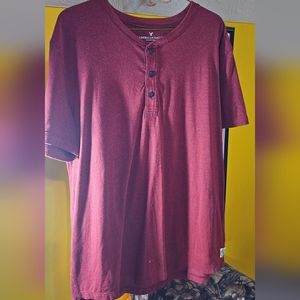 American eagle short sleeve shirt